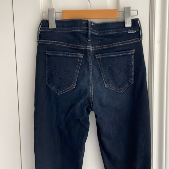 MOTHER jeans, size 24, straight leg, dark wash - Picture 4 of 10